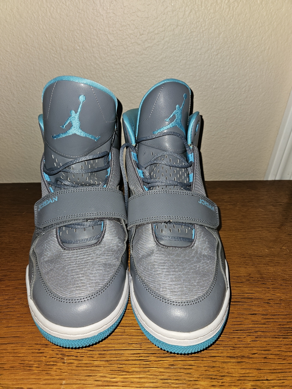 Jordan Mens Gray & Teal High-Top Sneakers Size 11.5